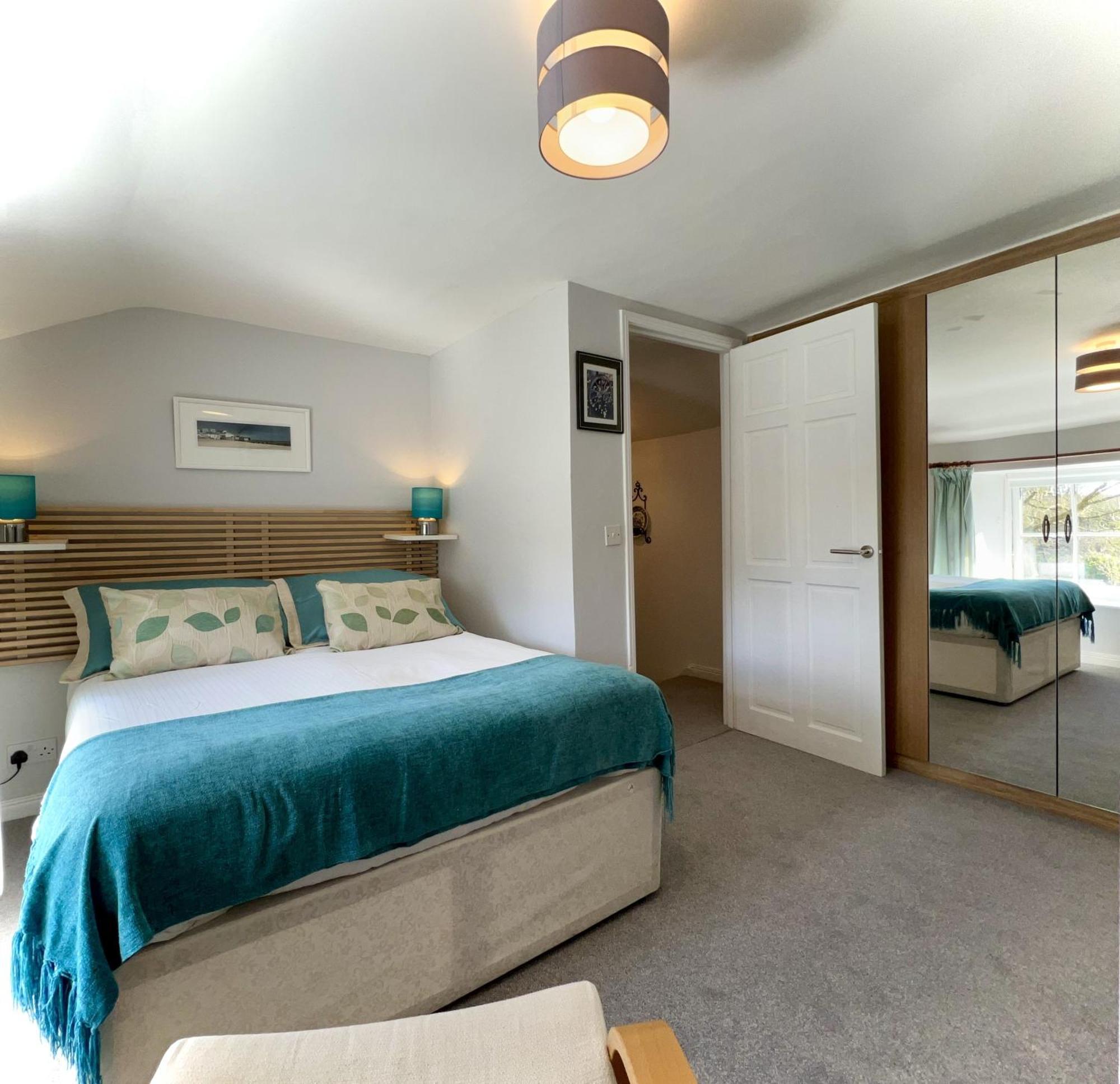 Tresowes Green Cottage Хелстон Экстерьер фото